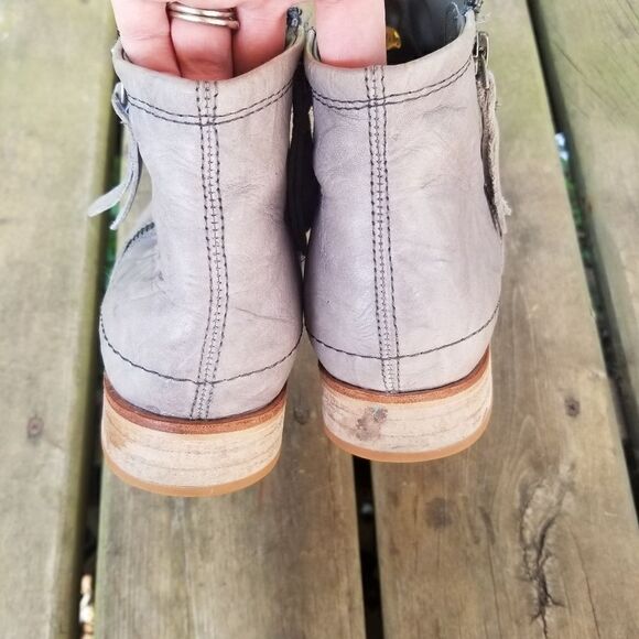 CAT Caterpillar Irenea Gray Ankle Zip Booties - Picture 8 of 11